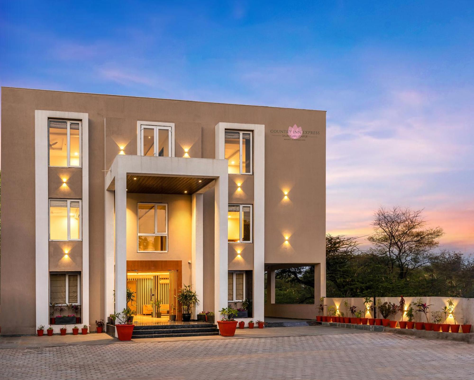 Seasons Sajjangarh Hotel Udaipur Buitenkant foto